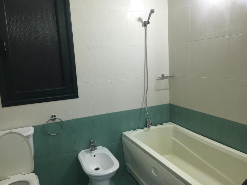 Seaside Apartment فلورا المظهر الخارجي الصورة